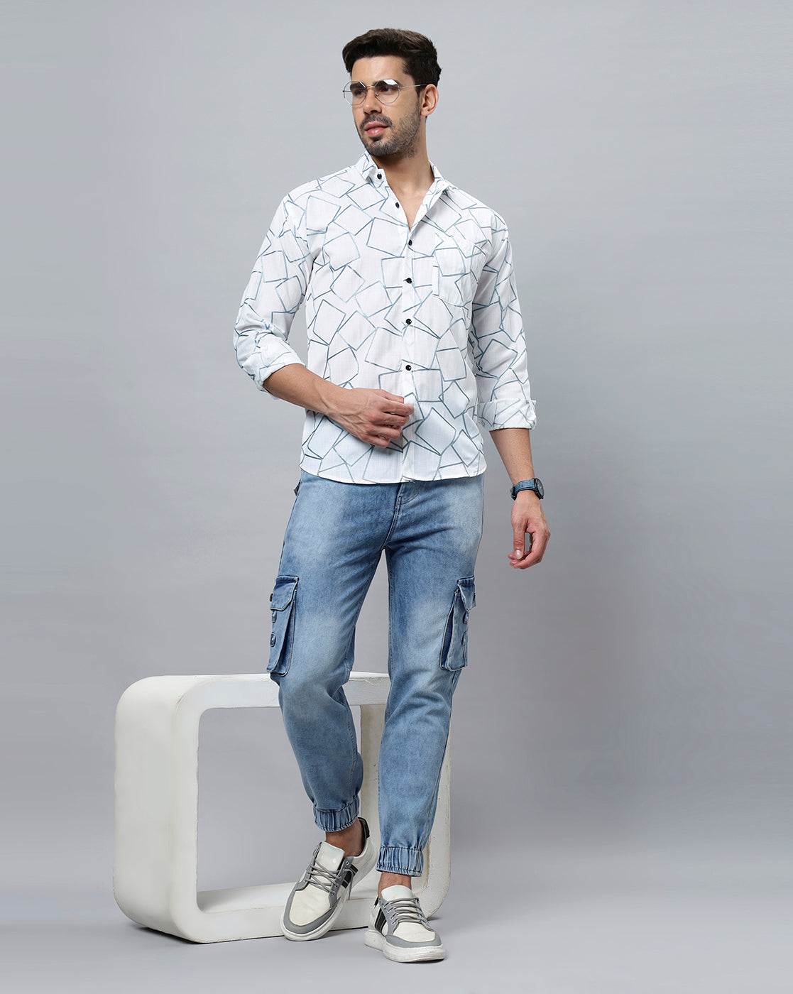 Men Slim Fit Printed Casual Shirt