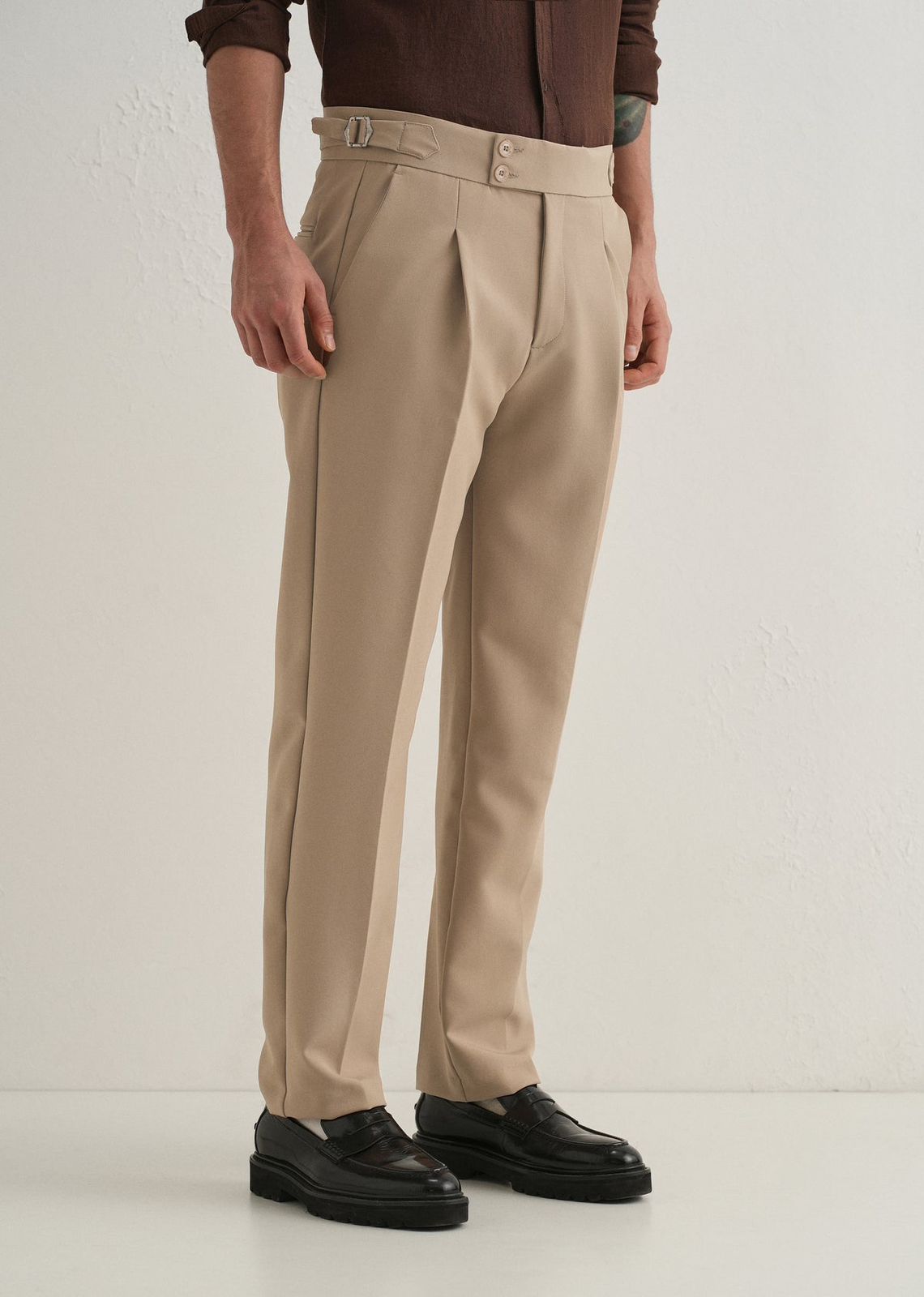 Straight Fit Men Khaki Trousers