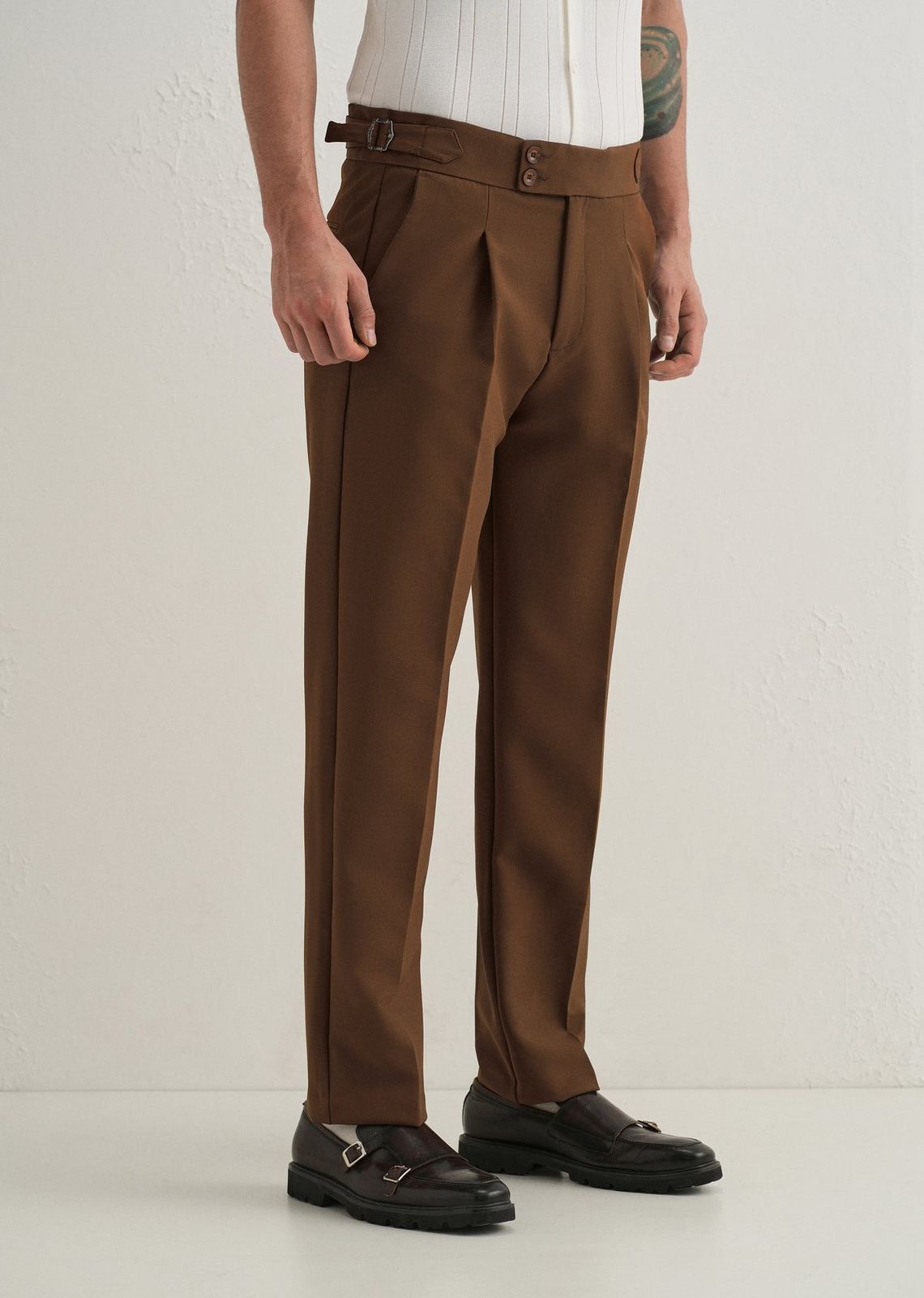 Straight Fit Men Khaki Trousers